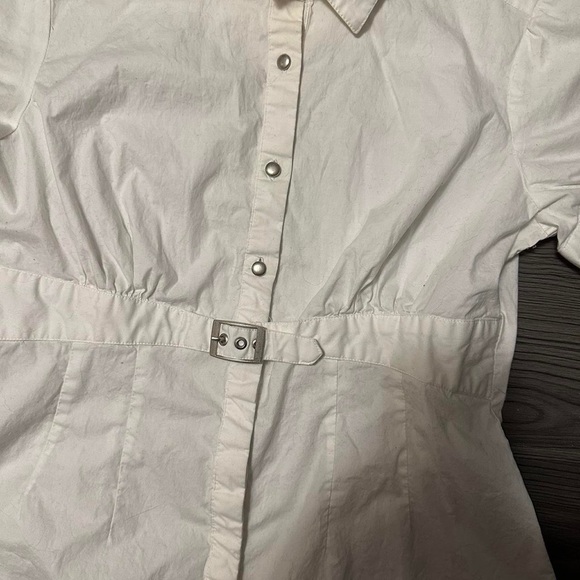 🌥️dressbarn button up blouse with small belt - Picture 2 of 3